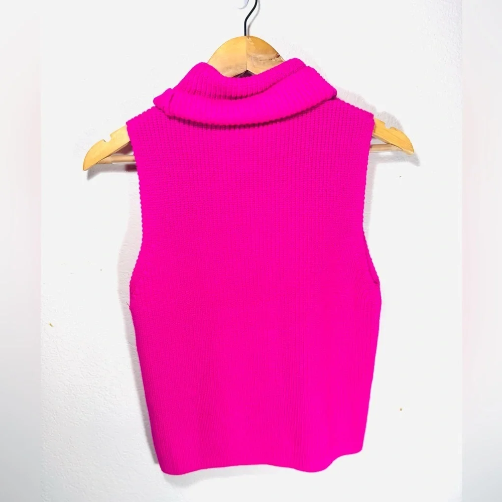 NWT Antonio Melani Dylon Sleeveless Bright Pink Turtleneck Sweater size Medium